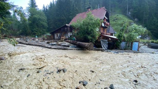 Heftige Unwetter in Kärnten: Geologen starten Erkundungsflüge