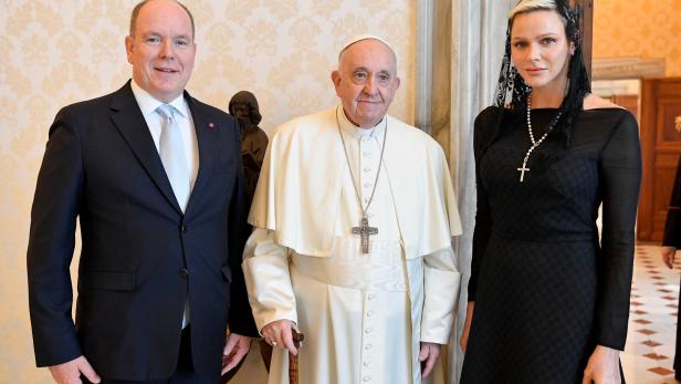 Pope Francis meets Monaco's Prince Albert and Princess Charlene at the Vatican