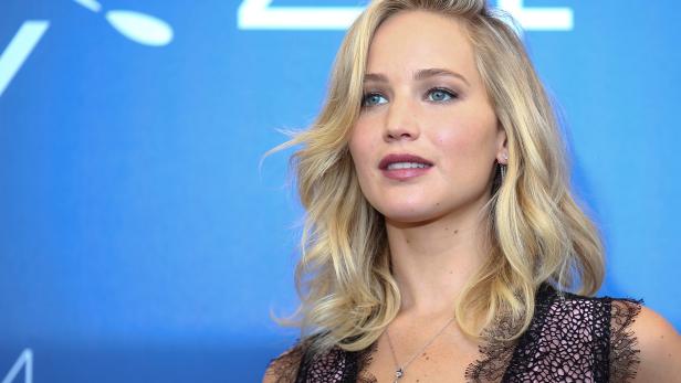 FILE PHOTO: Actor Jennifer Lawrence poses during a photocall for the movie "Mother!" at the 74th Venice Film Festival in Venice