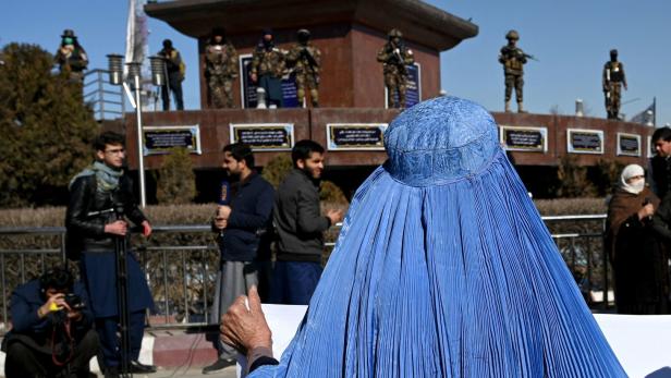 Nach Taliban-Übernahme: "Wir sind wieder 20 Jahre zurückgefallen"