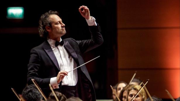 Nach tragischem Tod: Was für Dirigenten "gefährliche Situationen" sind