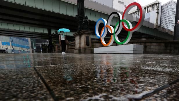 Coronavirus disease (COVID-19) outbreak continues on the last day of the Olympics in Tokyo