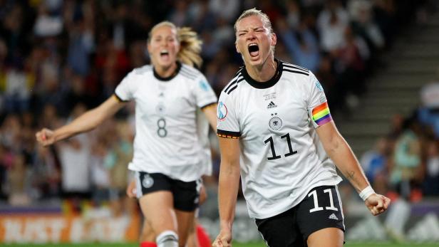 Women's Euro 2022 - Semi Final - Germany v France