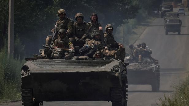 Weiter schwere Kämpfe im Osten der Ukraine