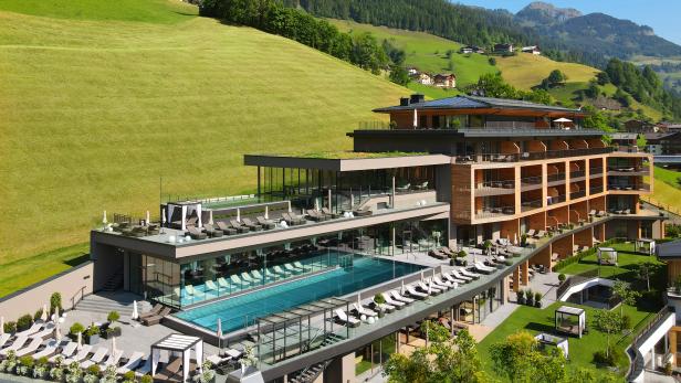 Das sind die 5 spektakulärsten Hotelpools in Österreich