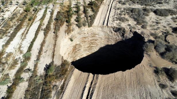 Chile: Riesiges Loch in Bergbau-Region aufgetaucht