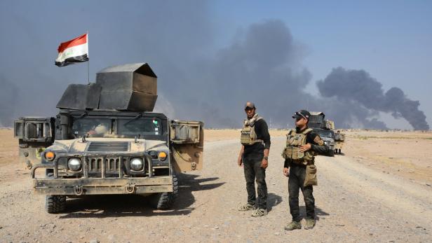 Kräfte der irakischen Armee bei Qayyarah.
