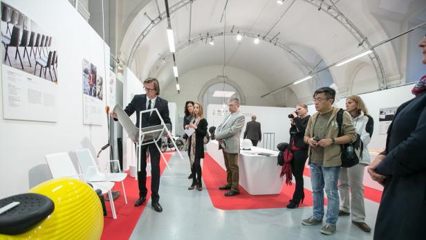 Die Projekte der Shortlist-Finalisten sind im designforum Wien bis 31. Oktober in der Ausstellung „Walk of Fame“ zu sehen.