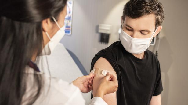 Corona-Schutzimpfung: Auf diese 3 Dinge müssen Sie am Tag der Impfung achten