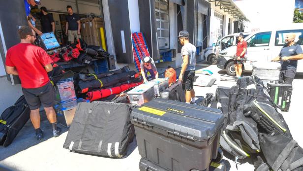 10 Tonnen Gepäck, 1000 Paar Ski: So reisen die ÖSV-Stars nach Chile
