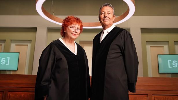 Richterin Barbara Salesch und Richter Ulrich Wetzel