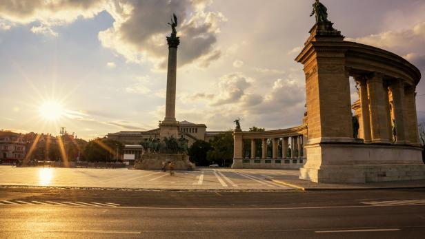 Budapest: Ein Sportfest um Mitternacht