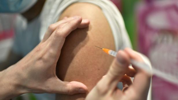 Corona-Schutzimpfung: Wer soll sich jetzt den vierten Stich holen?