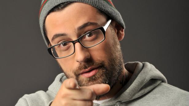 Sido in Richtung Jeannée: "Du willst dich doch nur großmachen hier, verschwinde einmal von der Bühne!" ORF zeigt "Sido gegen Jeannée"