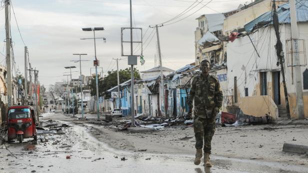 Al Qaeda-linked al Shabaab group seizes control of a hotel in Mogadishu