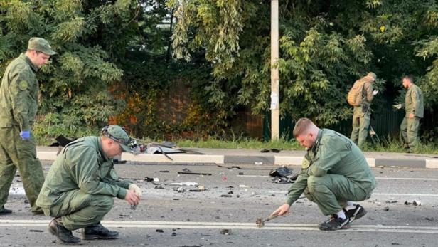 Autobombe tötet Putin-Propagandistin + Russische Truppen vor Mykolajiw