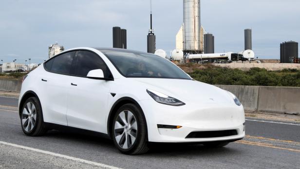 Teslas vollautomatische Fahrfunktion wird noch teurer.
