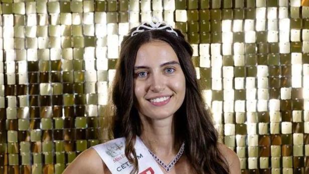 Melisa Raouf tritt bei Miss-Wahl in London ohne Make-up an