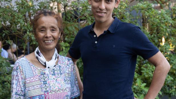 Hans Sherpa, Spenden Warum Ang Chuttin das Helfen nicht lassen kann