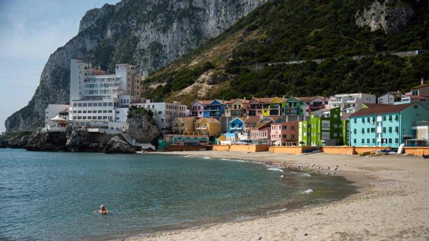 GIBRALTAR-HEALTH-VIRUS-VACCINES