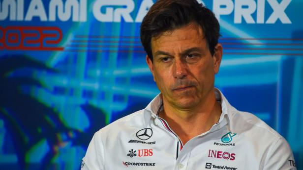 Mercedes-Teamchef Toto Wolff schlägt Alarm: "Abstand ist zu groß"
