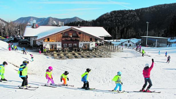 Als Kinder- und Familienskischmiede wollen die Gemeinden das Skigebiet Forsteralm bei Naturschneeangebot unbedingt halten
