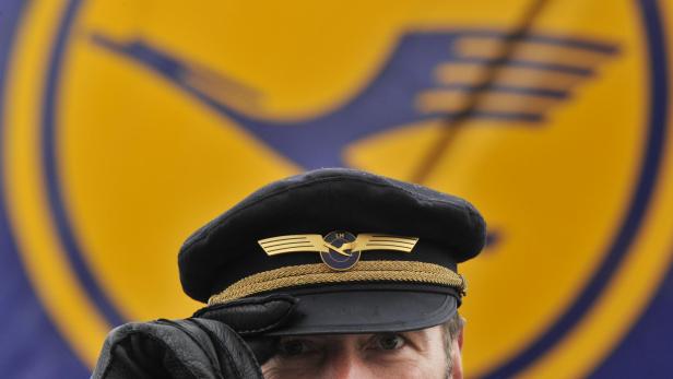 Lufthansa-Manager sollen trotz Staatshilfe Boni erhalten