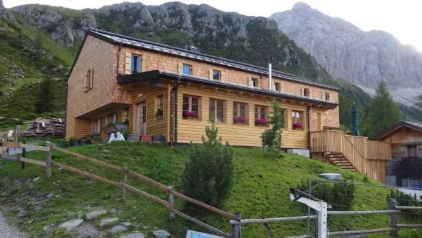 Alpenvereinshütte umgestaltet: Vom Gipfel in die Koje