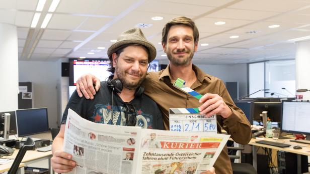 Regisseur Michael Ramsauer und Schauspieler Andreas Kiendl drehten in der KURIER-Redaktion.