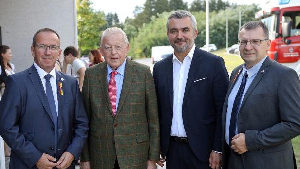 Überraschungsbesuch: Altkanzler kam zum Jubiläum