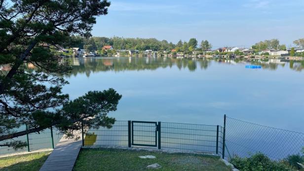 An die siebzehn Meter ist der Zillingdorfer See (Bruch I) tief. Damit das auch so bleibt, dürfen die Bewohner kein Wasser mehr entnehmen