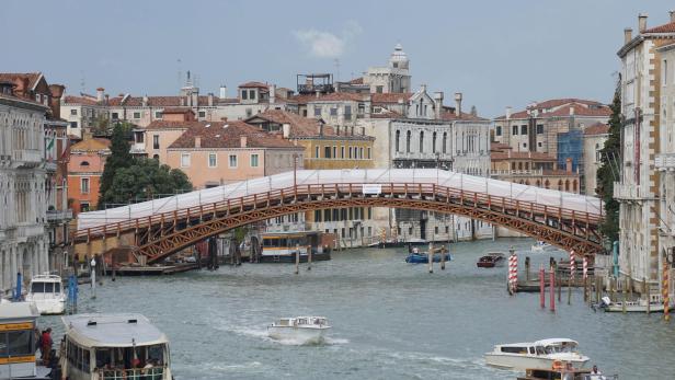 Spritztour durch den Canale Grande: Belgier stiehlt Wassertaxi in Venedig