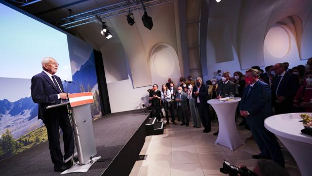 Hofburg-Wahl: Van der Bellen startete offiziell in den Wahlkampf