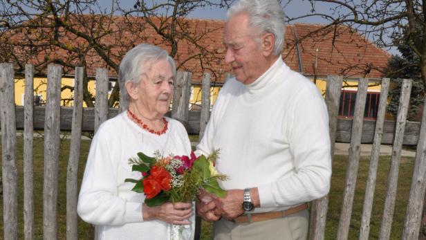 Erna und Franz Pichler sind seit 67,5 Jahren verheiratet und feiern am 1.3.2014 Steinerne Hochzeit.