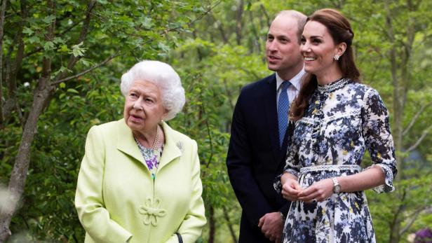 Die verstorbene Queen, Prinz William und Prinzessin Kate