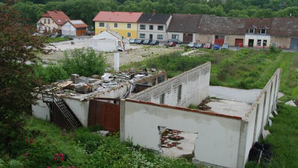 EKZ Areal: Seit Jahren liegt das ehemalige Gärtnerei-Gelände in Zwettl brach.