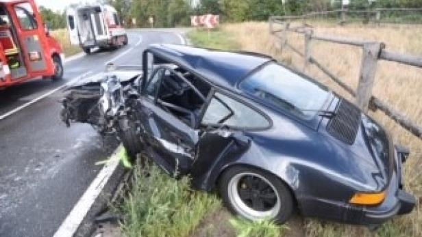 Trumau: Fünf Verletzte nach Verkehrsunfall auf einer Landstraße