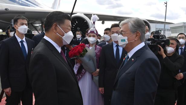 Xi verließ erstmals seit 970 Tagen China - und trifft auf Putin