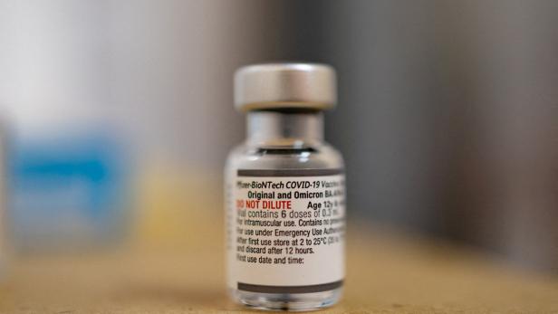 Corona: Neu angepasste Covid-Impfstoffe kommen rechtzeitig