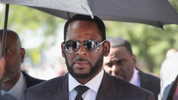 FILES-US-R-KELLY-RETURNS-TO-COURT-FOR-HEARING-ON-AGGRAVATED-SEXU