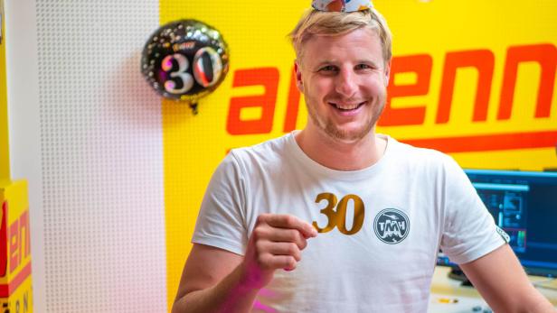 Martin Hinteregger bekommt 30 Minuten Sendezeit zum 30. Geburtstag geschenkt