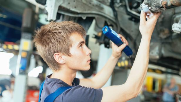 Arbeiterkammer OÖ: Große Preisunterschiede bei Auto-Reparaturen
