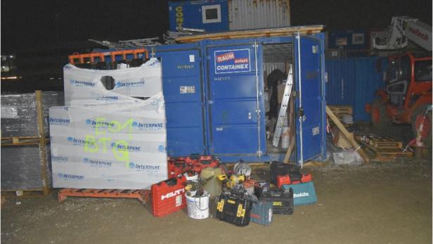 Sextett nach Baucontainer-Einbrüchen in vier Bundesländern in Haft