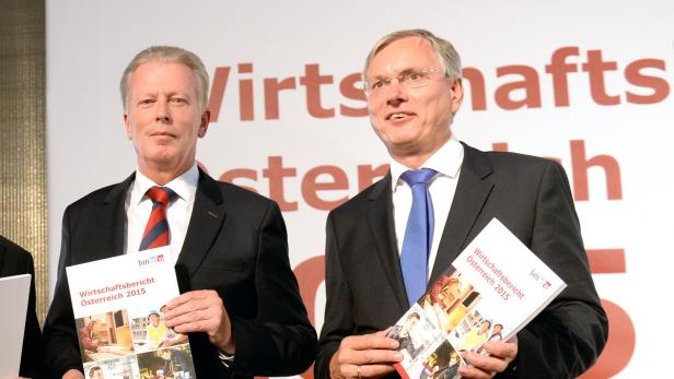 Vizekanzler und Wirtschaftsminister Reinhold Mitterlehner (ÖVP) und Sozialminister Alois Stöger (SPÖ)