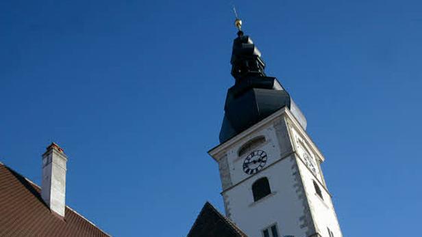 Siebenjährige beginnt bei Messe zu brennen