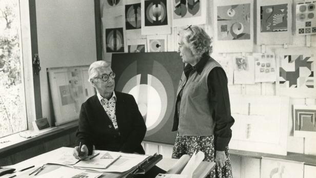 Herbert und Joella Bayer im Atelier in Aspen, 1970er-Jahre