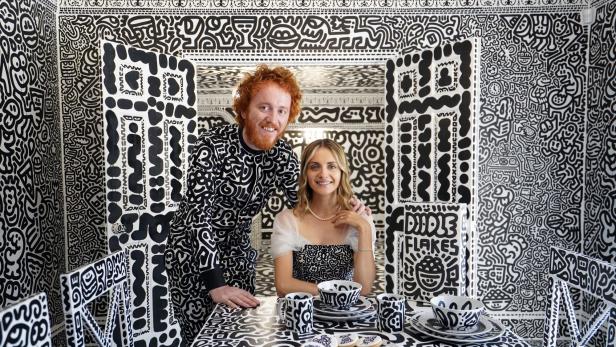 Mr. Doodle macht sein Haus zum unglaublichen Gesamtkunstwerk