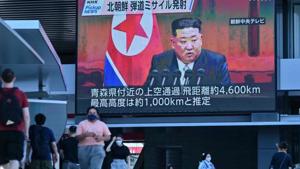 Erstmals seit fünf Jahren: Nordkorea feuert Rakete über Japan ab