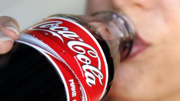 Zu kurvig: Coca-Cola verklagt Pepsi