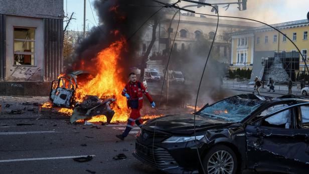 Montag Nacht: Raketenangriff auf Kiew